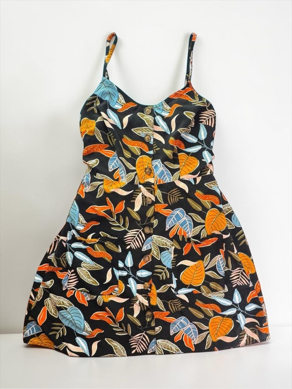✨GARAGE✨ Tropical Leaf Print Button-Front Cami Dress